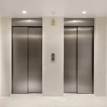 Joivy Luxurious With River View Near Time Out Market *