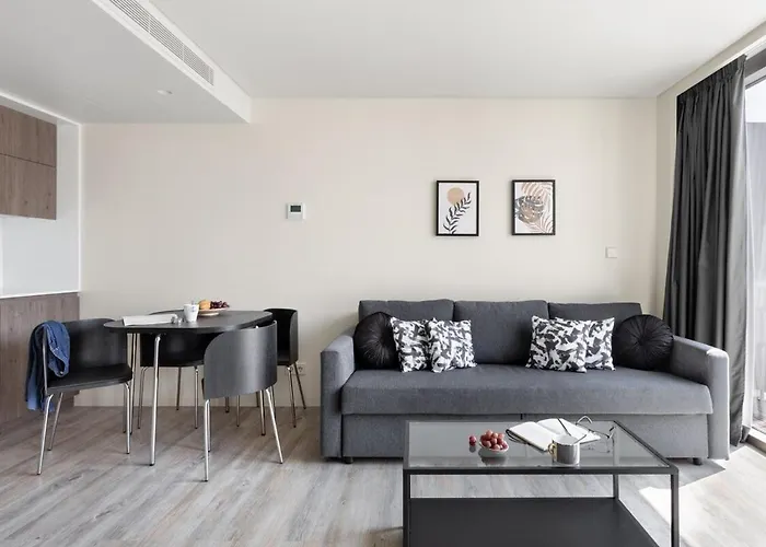 Guestready - Luxurious With River View Near Time Out Market Daire *